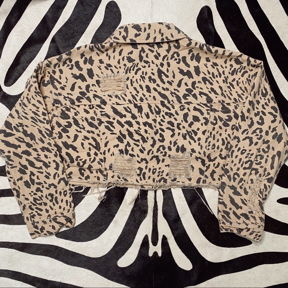 Leopard Denim Jacket - Picture 4 of 5